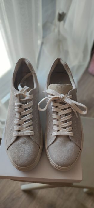 Дамски сникърси естествен велур