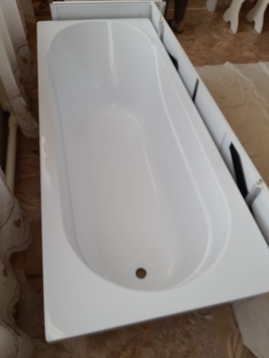 Продаю вану акриловую