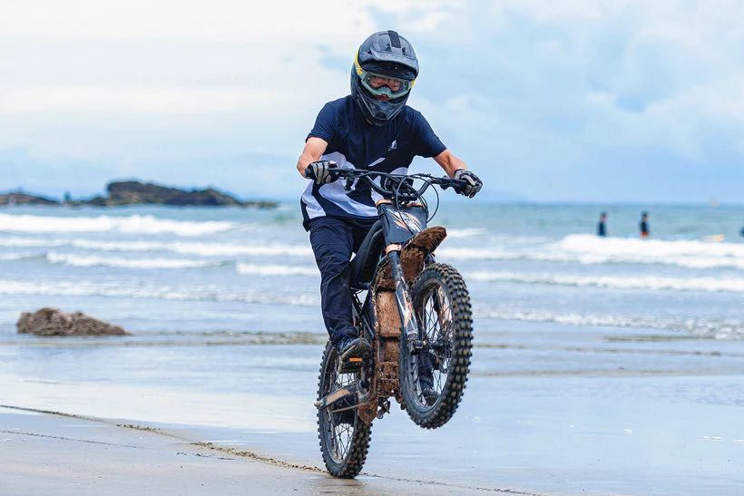 Motocicletă Electrică Enduro Tip Sur-Ron | Riding Times GT73 PRO