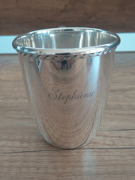 Продавам антикварна Данска сребърна чаша GEORG JENSEN 1923 г.