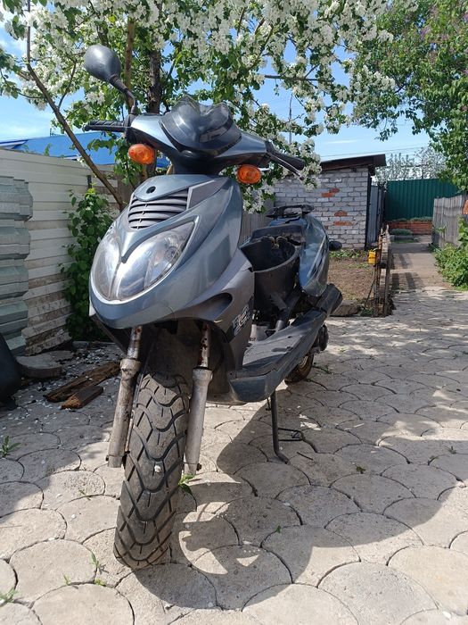 Продам/обмен скутер Raser lupus