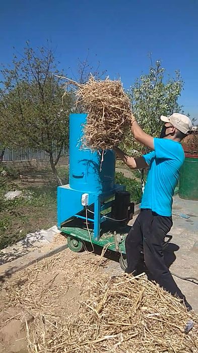 Плющилка зерна универсальная