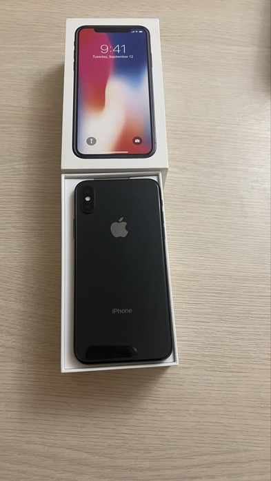 iPhone X 256GB флагман 2017 года