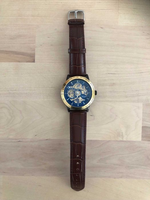 Мъжки елегантен часовник с открит механизъм