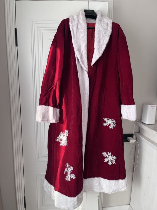 Продам Костюм Дед Мороз в полном комплект!