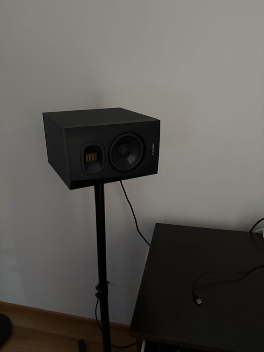 2x Adam audio t5v cu stative, akai mpk mini mk3 black edition, scarlett focusrite solo interfata audio
