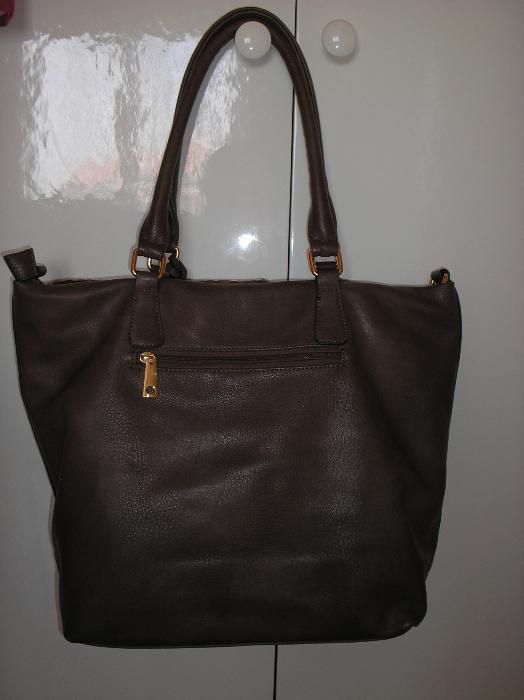 нова дамска чанта