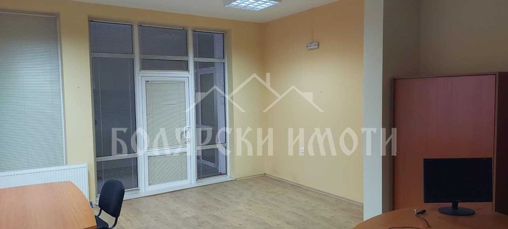Дава се под наем Офис в Велико Търново, Картала - 50 кв.м за 284.07 € - Снимка #5