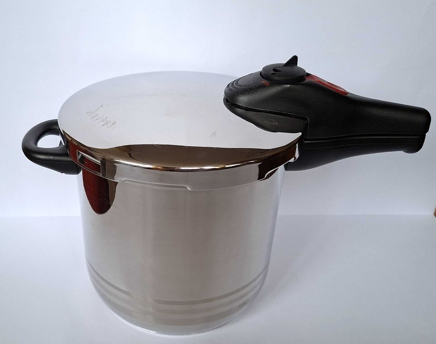 BEEM – Оригинална Немска тенджера под налягане голяма 7 литра