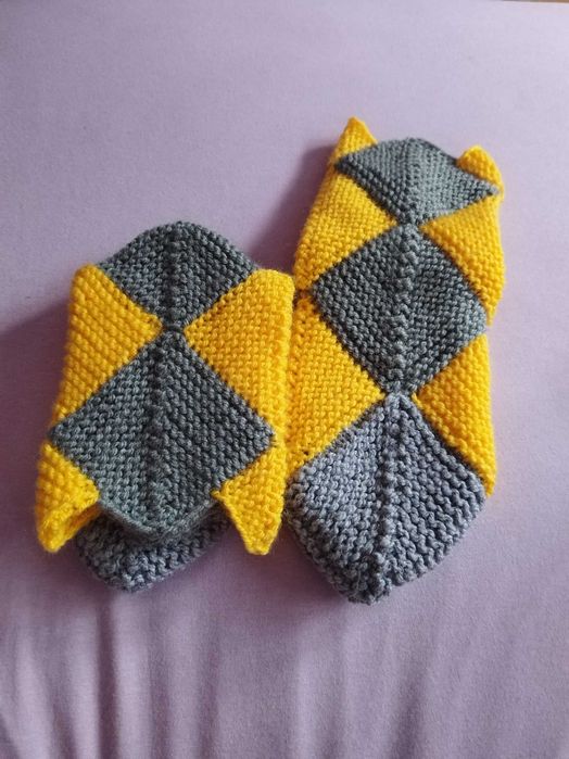 Дамски плетени чорапи