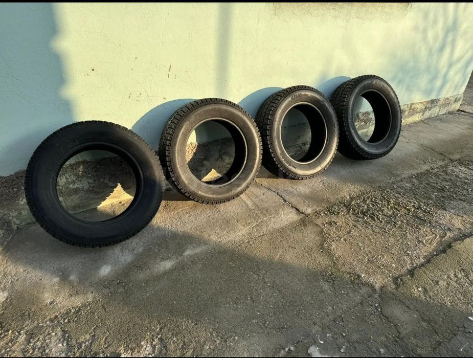 Продам шины зимние