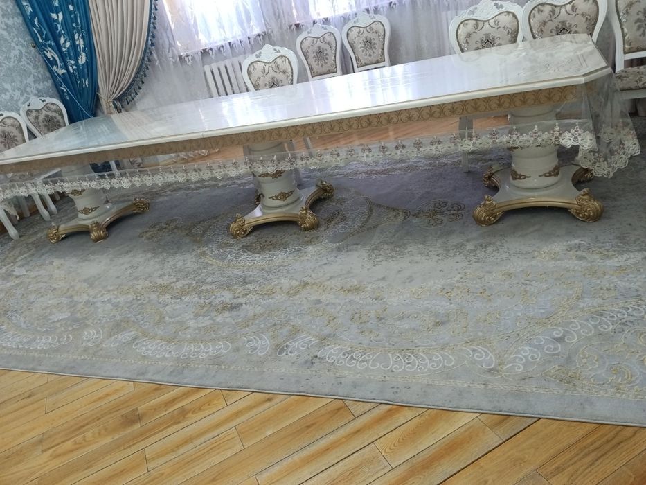 Срочно продается шелковый ковер