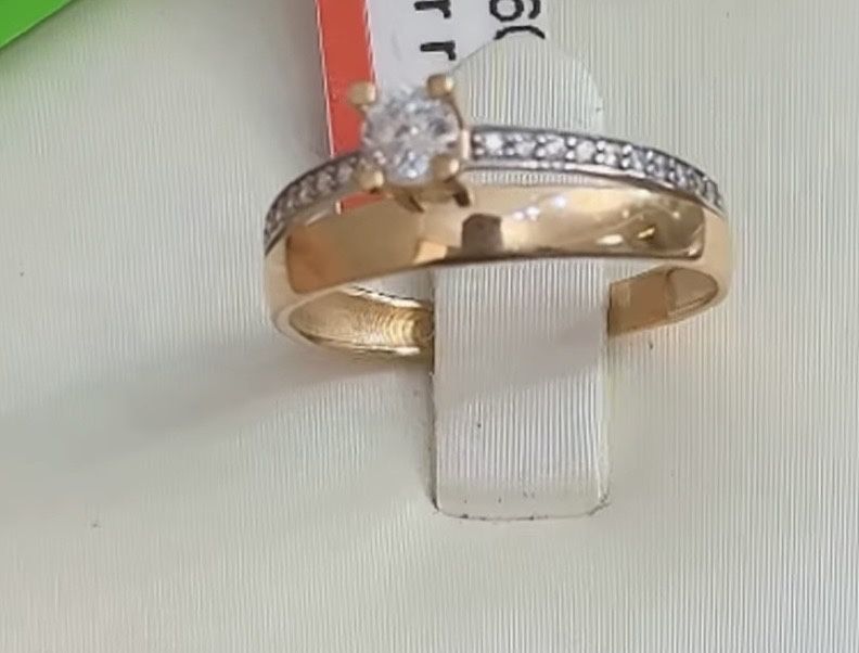 Кольцо золото 18,5