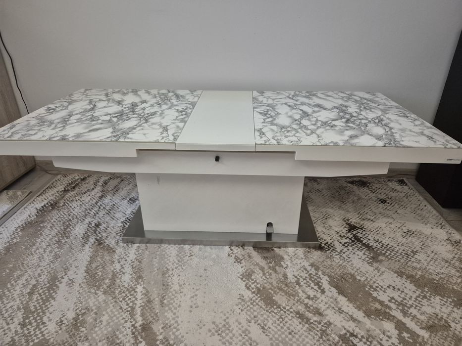 Трапезна маса разтегатлна