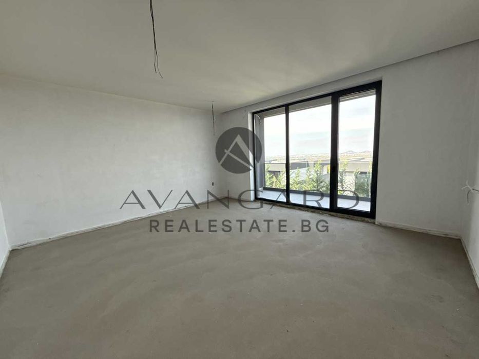 Продава се Къща в с. Белащица, Област Пловдив - 330 кв.м за 1623 €/кв.м - Снимка #3