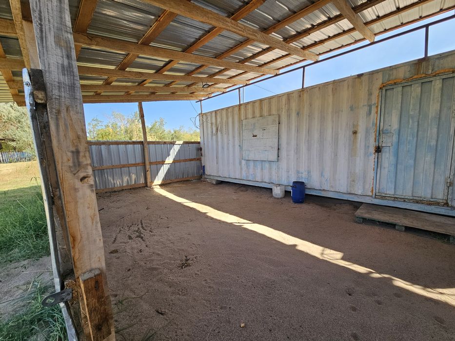 Продам контейнера.