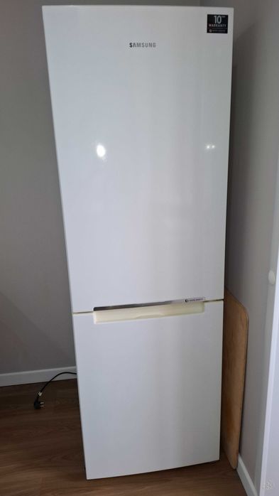 Продам холодильник 168 см