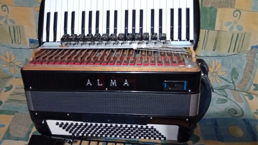 Vand Acordeon Piatanesi 120 basi