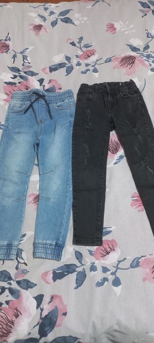 Детски суичъри, дънки и кожено яке