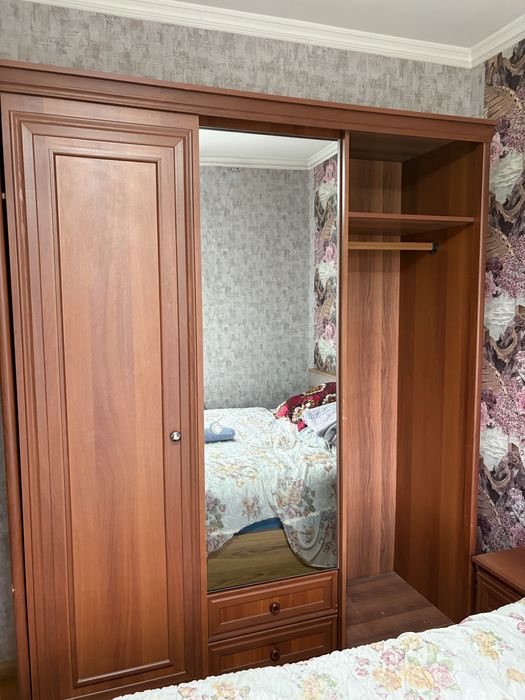 Мебель комплект. Стенка, шкаф, уголок, кресла, стулья, кровать