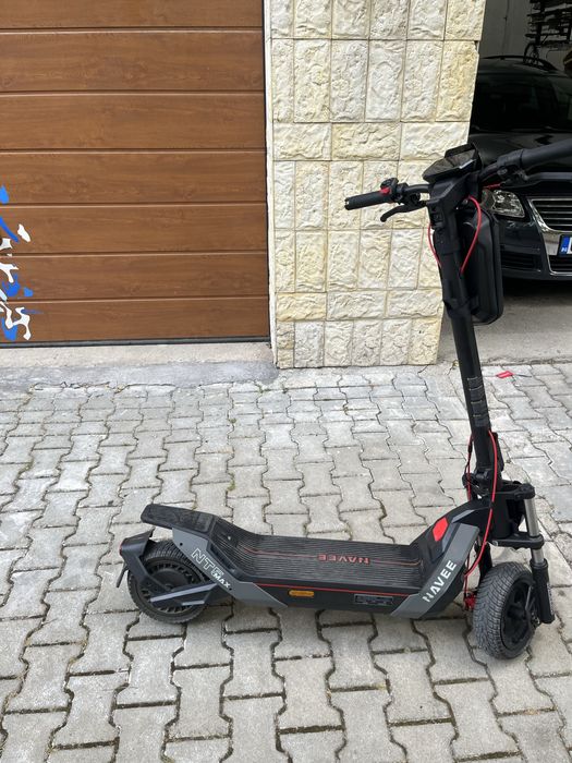 Електрическа тротинетка NAVEE NTX5 MAX