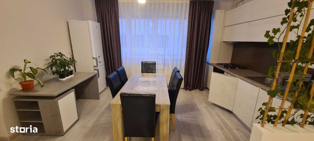 COMISION 0 Apartament 3 camere zona Sub Cetate