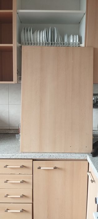 Кухня в дом, светлая Карина