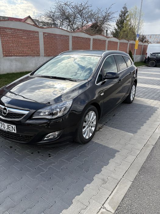 Opel Astra j 2011 2.0 diesel