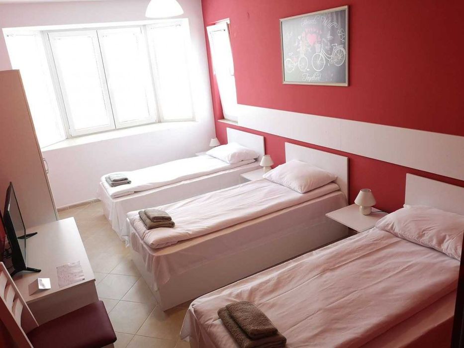 Продава се Къща в Карлово - 245 кв.м за 1307 €/кв.м - Снимка #3