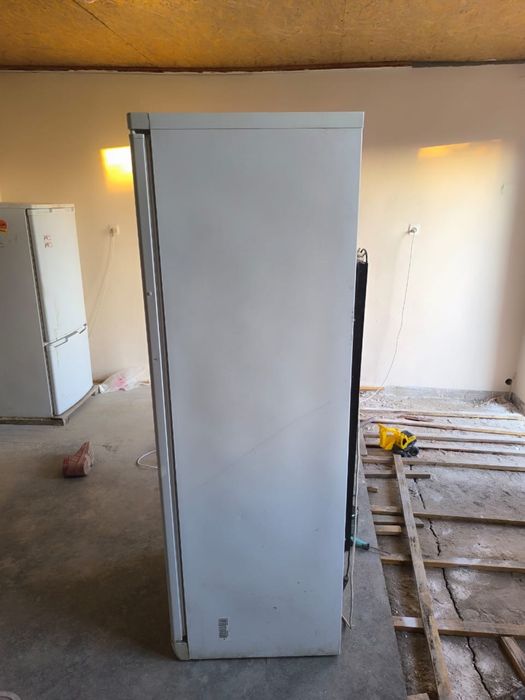 Продам морозильник Индезит