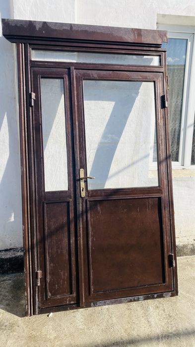 Продается дверь