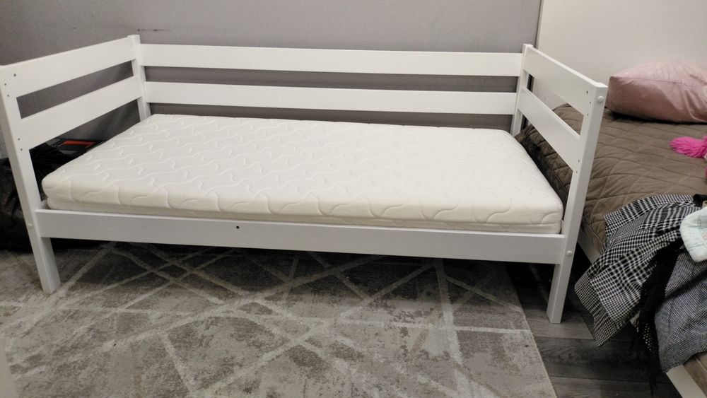 Продам детскую кровать