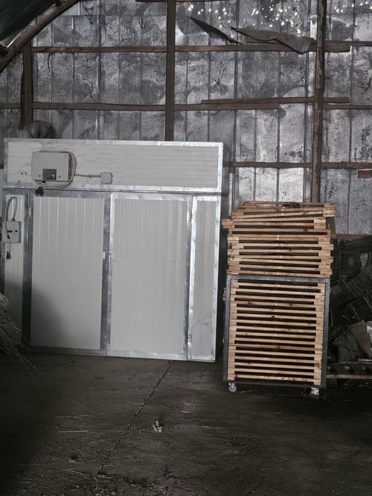 Професионална сушилня за билки плодове