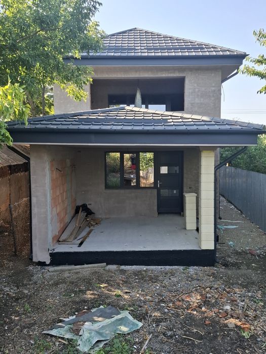 Casa de vanzare in comuna Valea Calugareasca