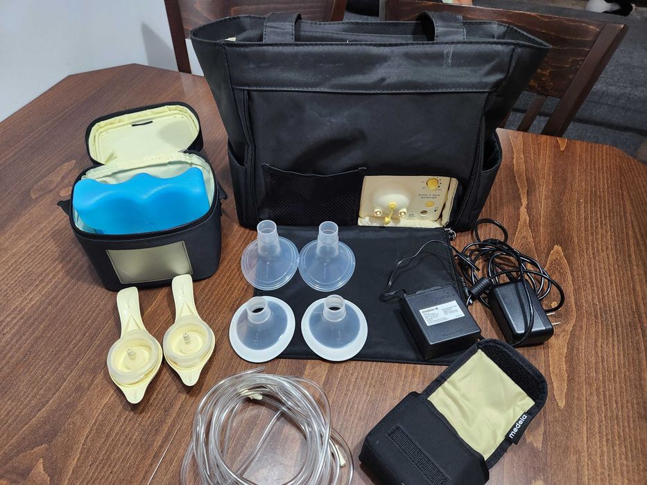 Двуфазна помпа за кърма Medela