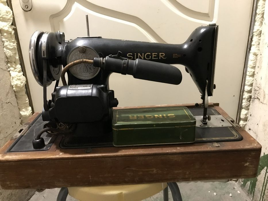 Шевна машина Singer