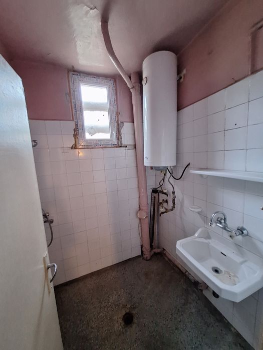 Продава се Четиристаен апартамент в Търговище, Център - 90 кв.м за 923 €/кв.м - Снимка #10