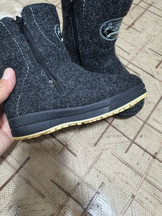 Продам валенки детские