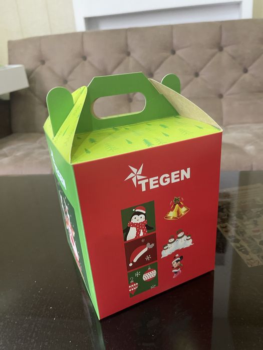 Подарочные коробки на заказ