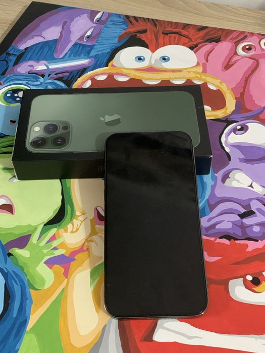 Продам айфон 13 про макс!