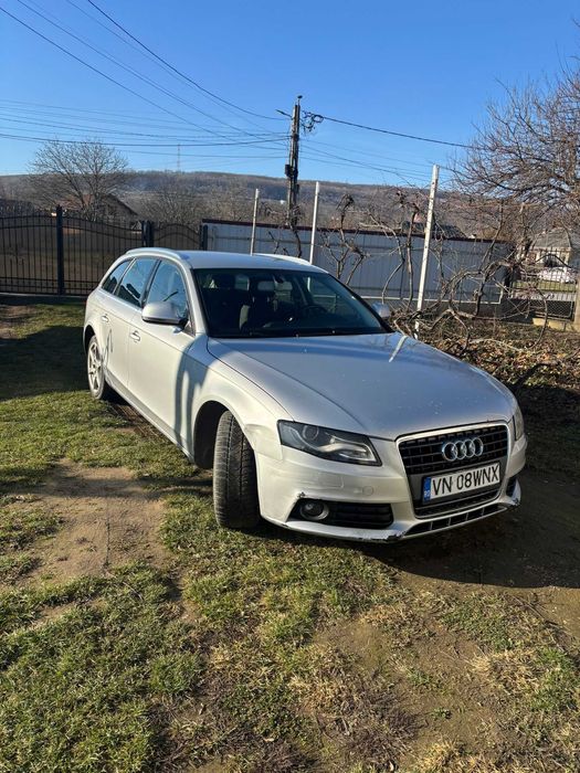 Vând Audi A4 B8 an2009