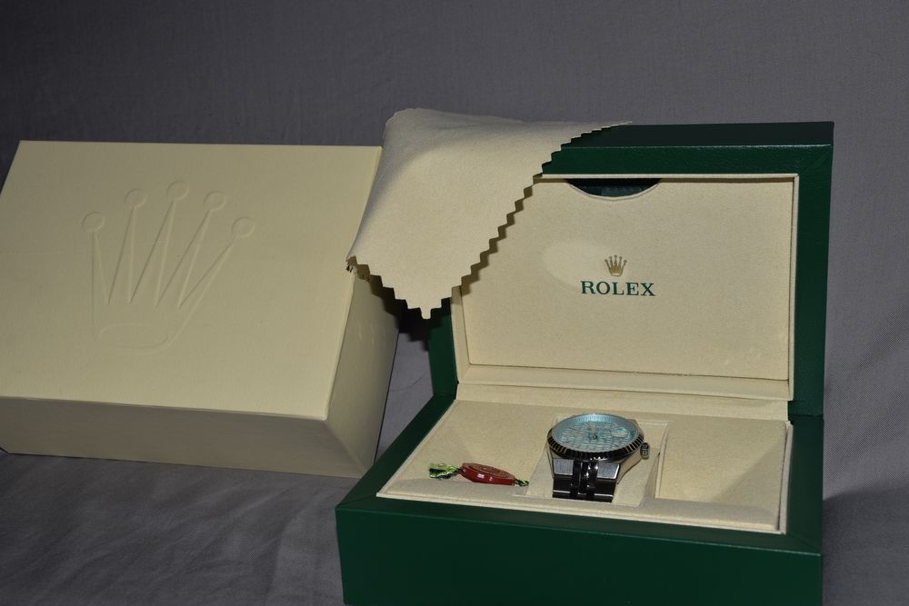 Rolex Oyster Perpetual Land-Dweller 127336 Platimum IceBlueDial (2025)