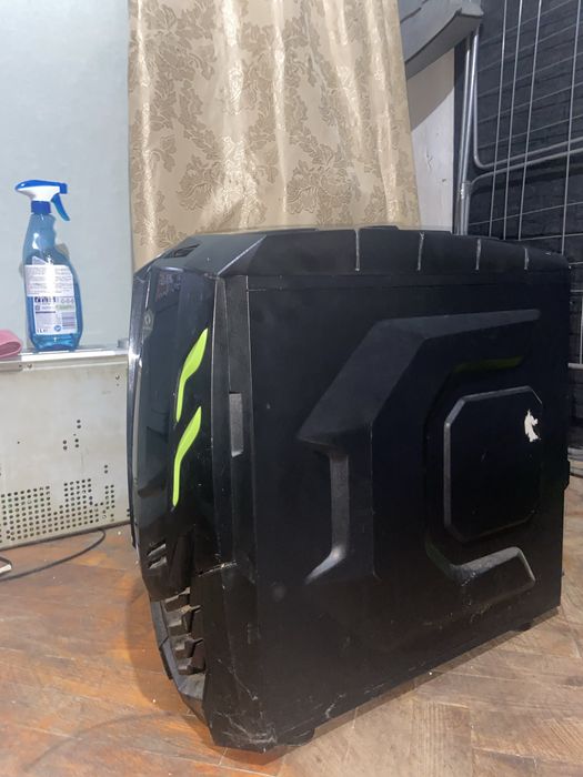 Настолен компютър