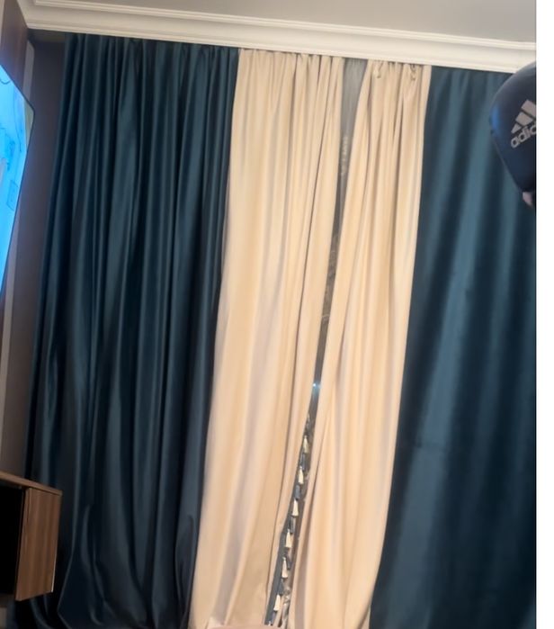 Шторы(зал, спальня)