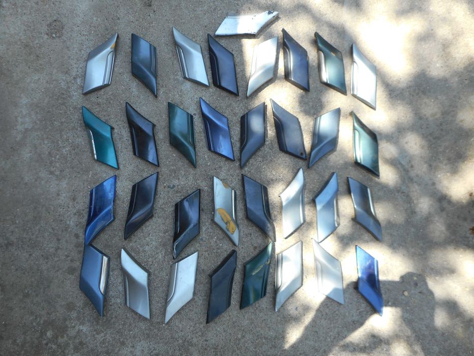 Лайсни за калници и врати  от Мерцедес