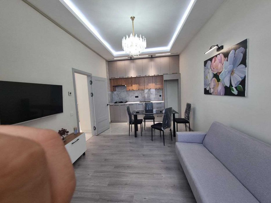 Продаётся двухкомнатная квартира в новостройке на Куйлюке-2