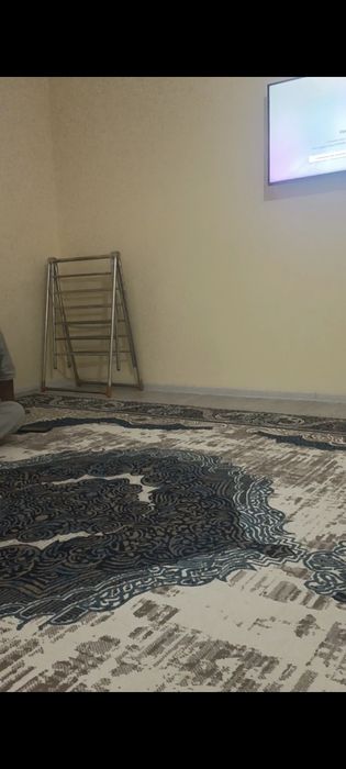 Чирчиқ Шахри, новостройкада квартира ижарага берилади.
