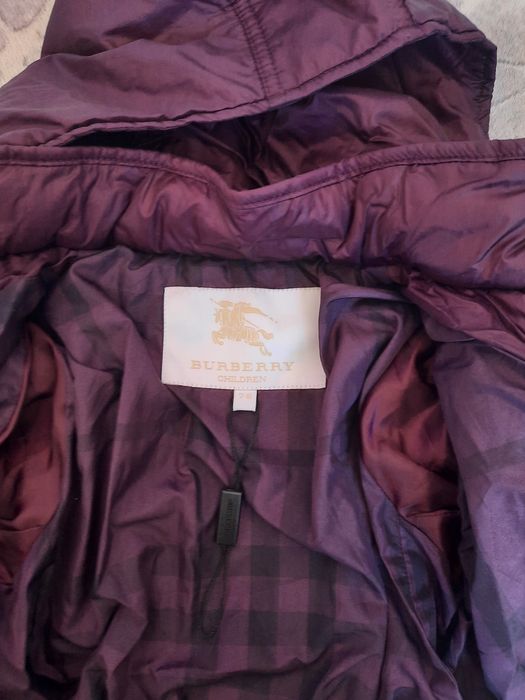 Преходно яке Оригинално BurBerry -7-8 г.-35лв.