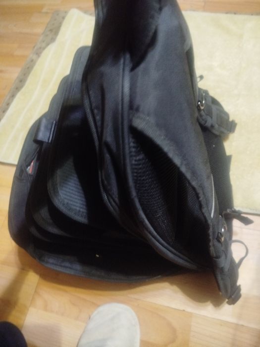 Продам рюкзак для ноутбука
