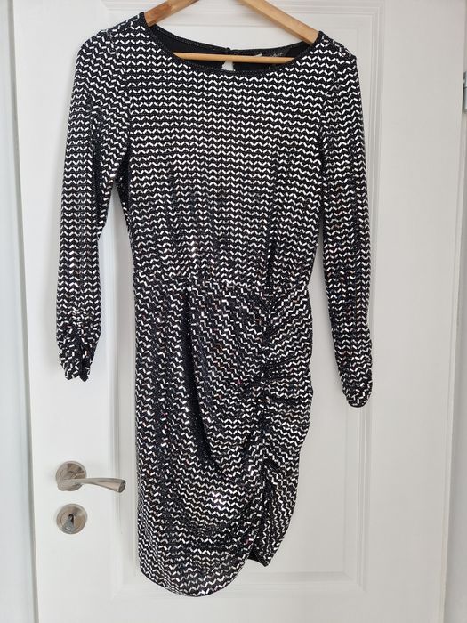 Rochie argintie elastica drapata